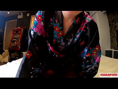 ❤️ Giovane ragazza cosplay ama il sesso fino all'orgasmo con uno squirt in una cavallerizza e un pompino. Ragazza asiatica con figa pelosa e belle tette in costume tradizionale giapponese in video amatoriale che mostra la masturbazione con fuck toys. Sakura 3 OSAKAPORN. ❤️❌ Porno vkal it.pornhdvideos.ru ️❤