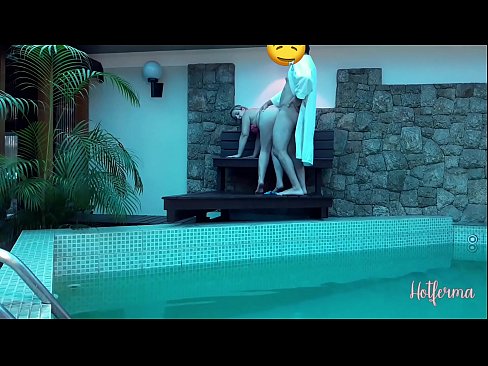 ❤️ Il capo invita la cameriera alla piscina, ma non poteva resistere a un caldo ❤️❌ Porno vkal it.pornhdvideos.ru ️❤